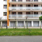 Duzy Apartament Z Parkingiem I Balkonem W Kolobrzegu By Noclegi Renters