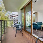 Duzy Apartament Z Parkingiem I Balkonem W Kolobrzegu By Noclegi Renters