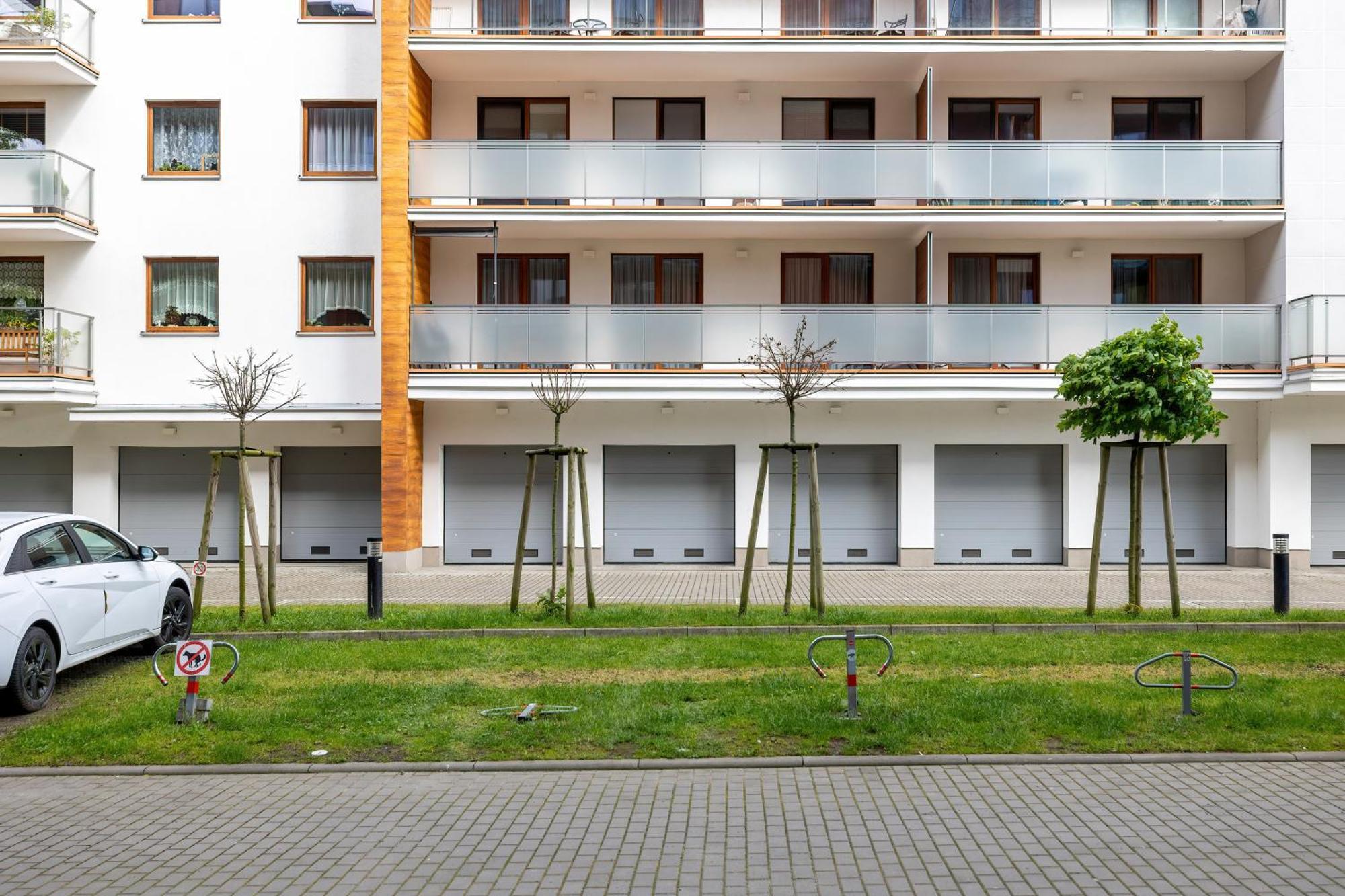 Apartament Duzy Z Parkingiem I Balkonem W Kolobrzegu By Renters Kołobrzeg