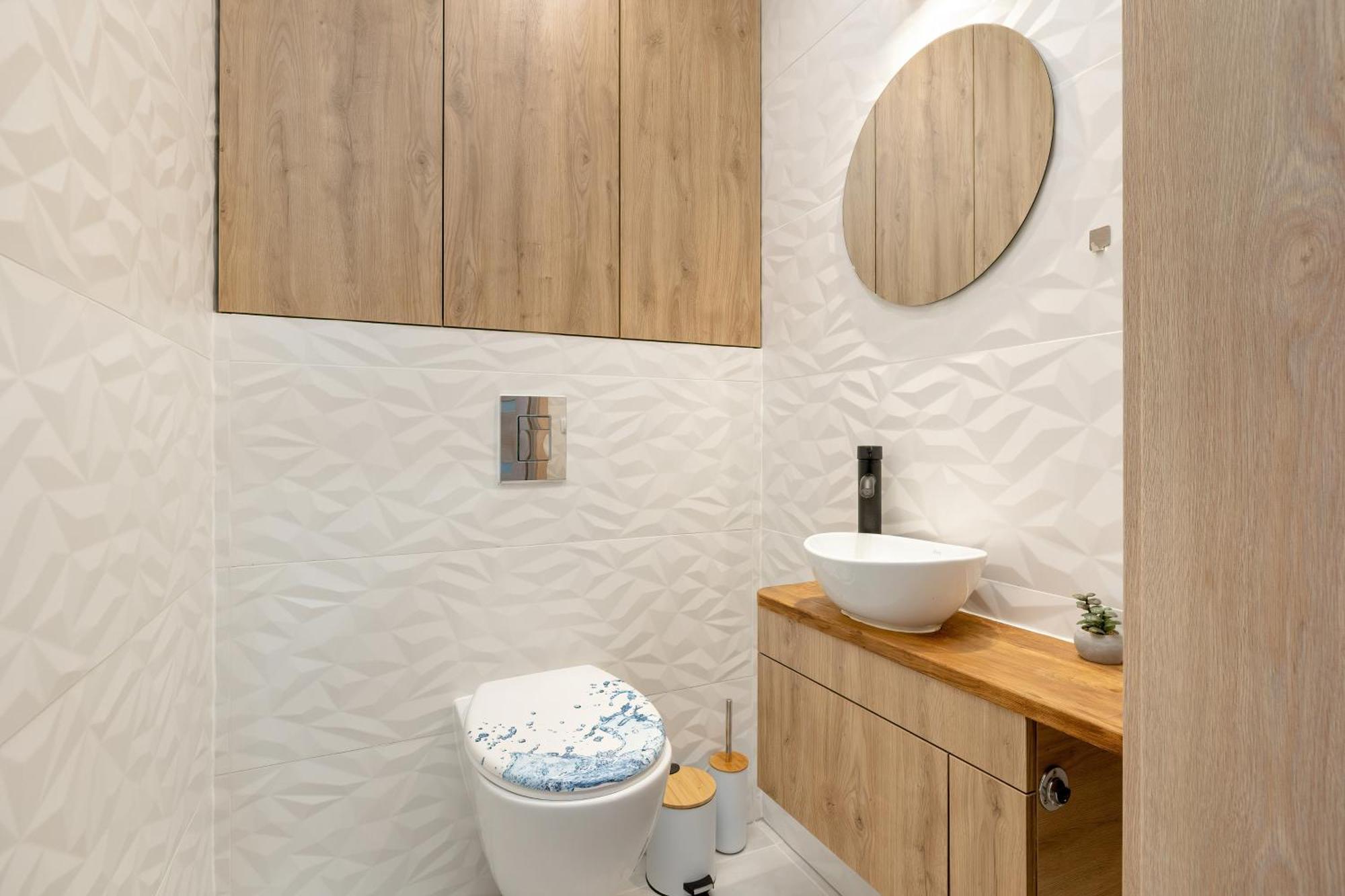 Duzy Z Parkingiem I Balkonem W Kolobrzegu By Renters Apartament Kołobrzeg